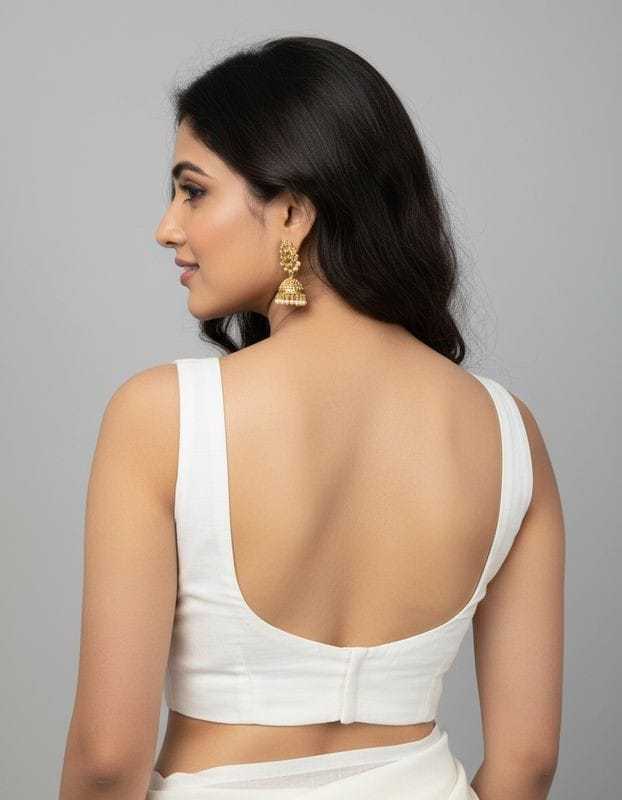 Basic Sleeveless Blouse